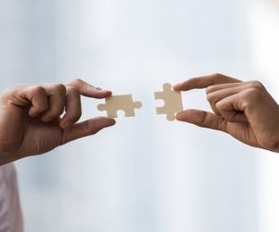 imoniu reorganizavimas